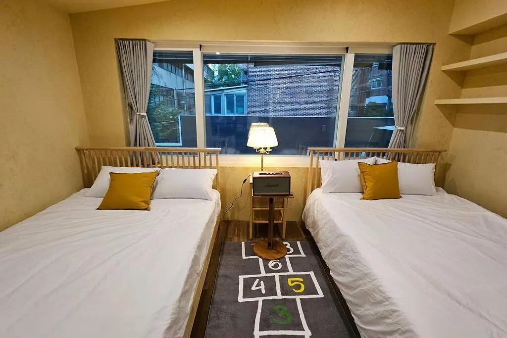 Stay Homnibus Seoul Villa
