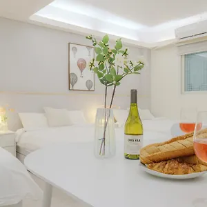 Apartment Dk House